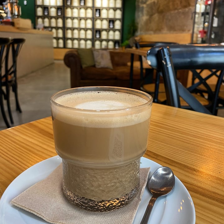 photo of Tea and Nature Café con leite de avea shared by @rebevegana on  27 Jun 2023 - review