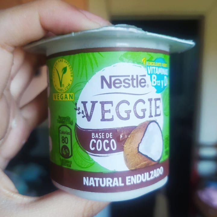 photo of Nestlé  Alimento de Coco Veggie Natural Endulzado shared by @nekrochan on  19 Apr 2023 - review