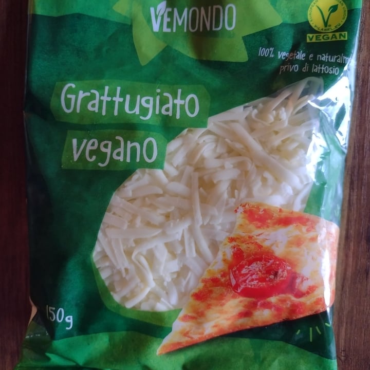 photo of Vemondo Grattugiato Vegano shared by @sabry24 on  15 Jun 2023 - review