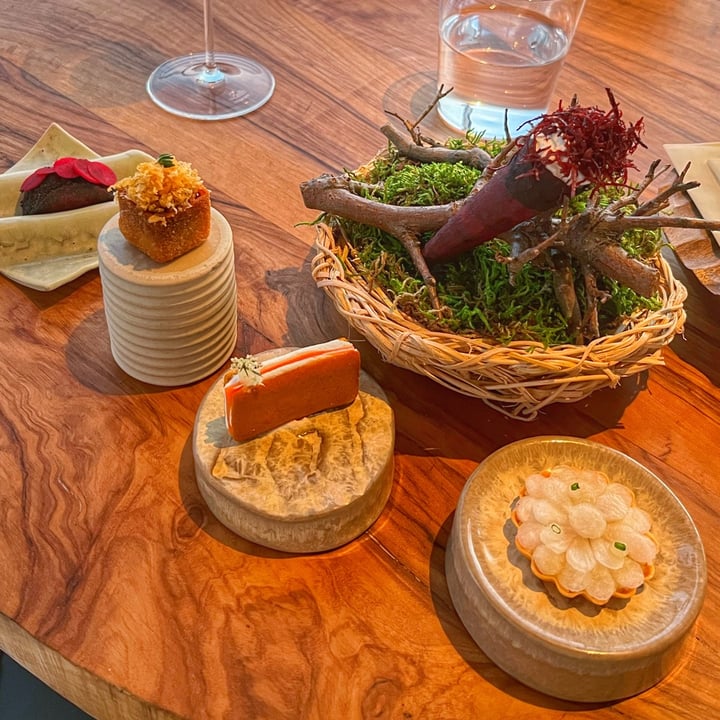 photo of Mirazur Restaurant Vegan Roots Menu shared by @tx on  13 Apr 2023 - review