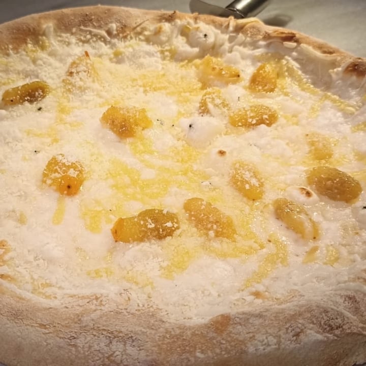 photo of Choose Restaurante Vegano pizza oro shared by @abuscato on  08 Jan 2023 - review