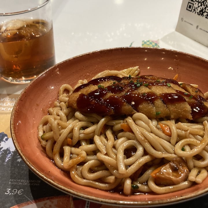 photo of UDON corral vegan yakiudon shared by @viofrutas on  30 Dec 2022 - review