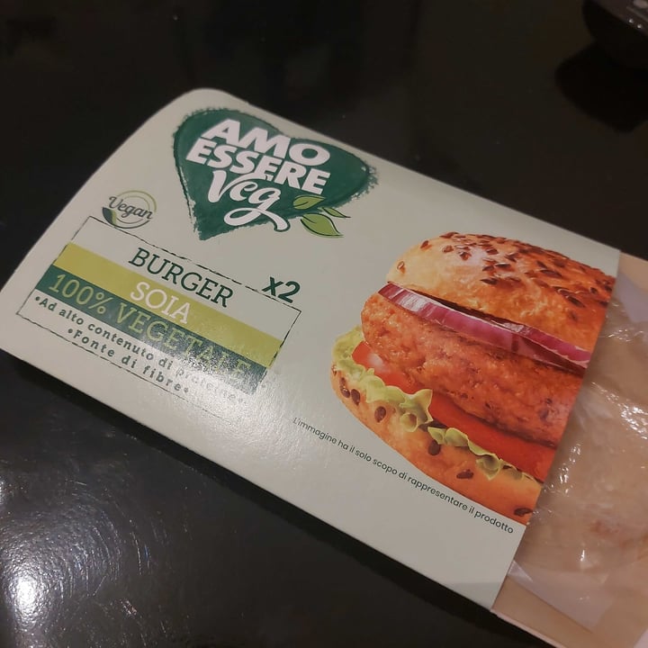 photo of Amo Essere Veg Burger Veg Soia 100% Vegetale shared by @lilythepuppet on  30 May 2023 - review