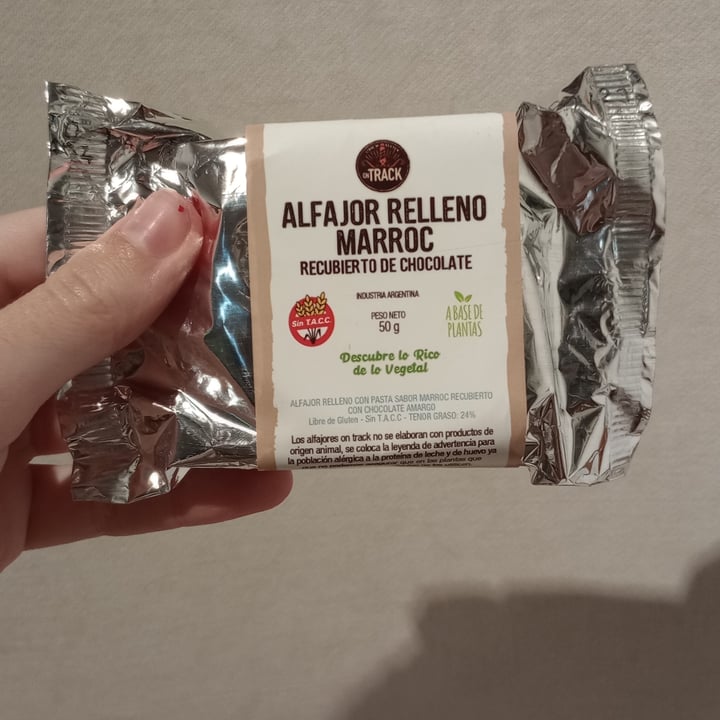 photo of On Track Alfajor OnTrack Relleno Marroc shared by @cerezaazul on  13 May 2023 - review