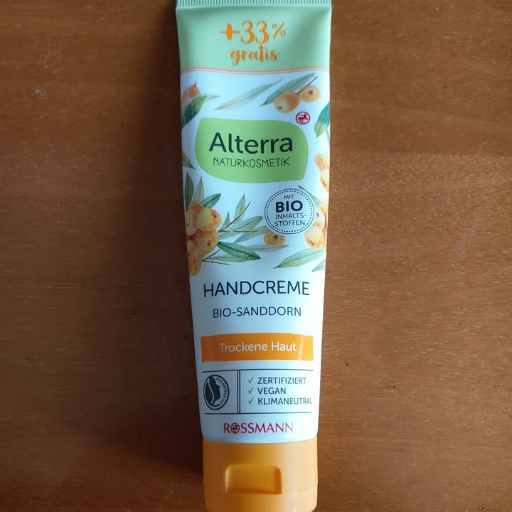 photo of Alterra Handcreme Bio-sanddorn shared by @lilly81 on  20 Feb 2023 - review