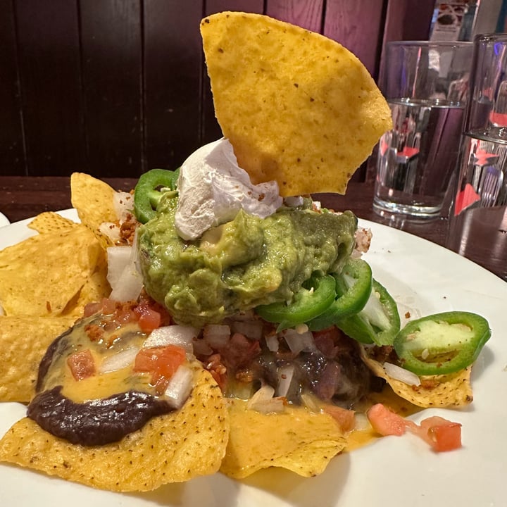 photo of Chicago Diner Nachos shared by @lonica on  17 Jul 2023 - review