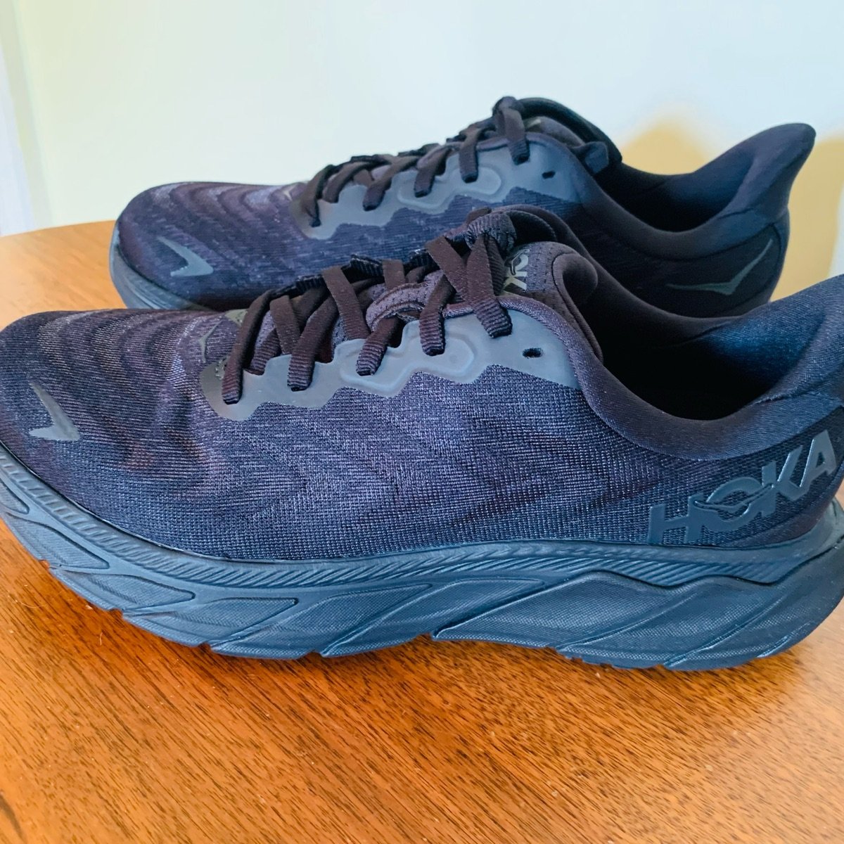 hoka shoes womens walking