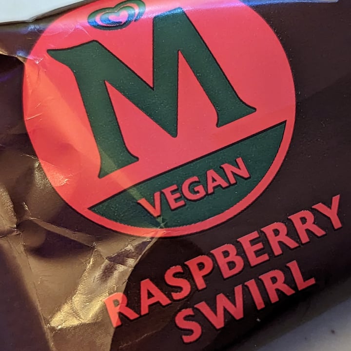 photo of Magnum Vegan Raspberry Swirl shared by @jondread on  08 Mar 2023 - review