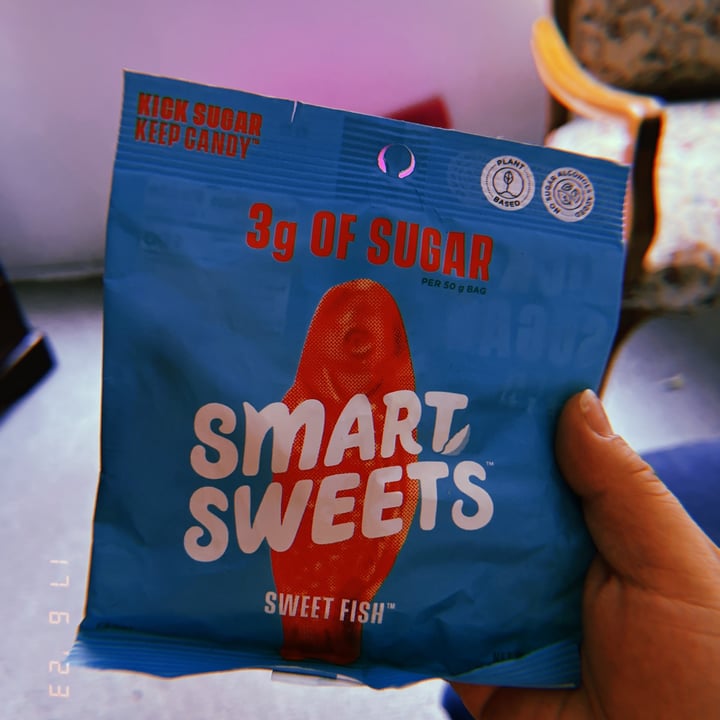 photo of Smart Sweets Sweet Fish shared by @adriananaranjo on  22 Jun 2023 - review