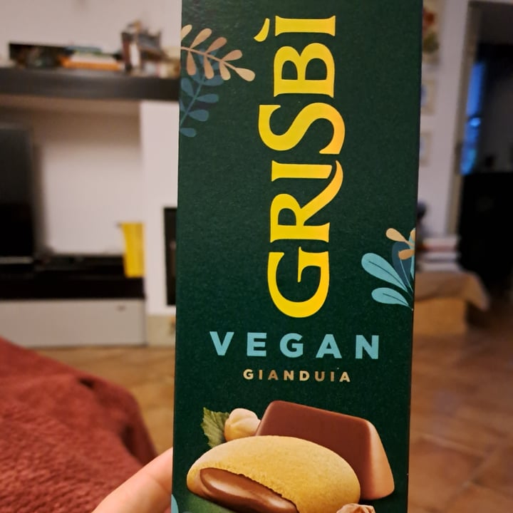 photo of Vicenzi Grisbì Gianduia shared by @peltis on  10 Jun 2023 - review