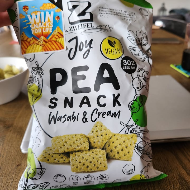photo of Zweifel Joy Pea Snack Wasabi and Cream shared by @shalashaska on  02 Jun 2023 - review