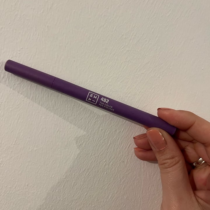 photo of 3INA 482 the color pen eyeliner shared by @lauftv on  20 Mar 2023 - review