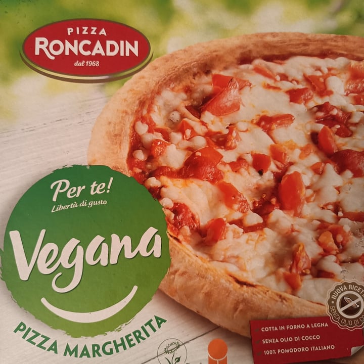 photo of Pizza roncadin Pizza margherita shared by @irewillard on  07 Jun 2023 - review