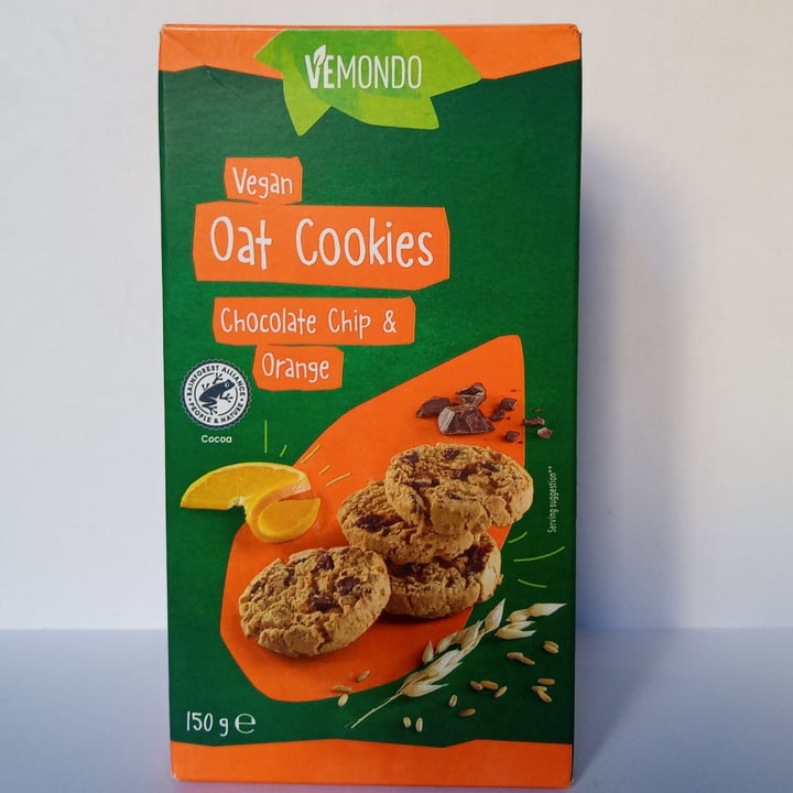 photo of Vemondo  Oat cookies - Choc Chunks and Orange shared by @ariannamori91 on  25 Dec 2022 - review