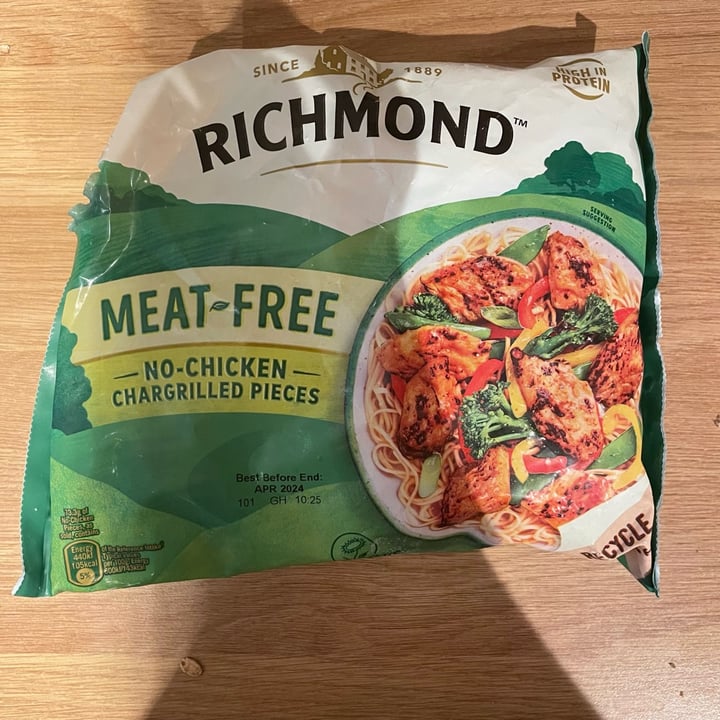 photo of Richmond Meat-free chargrilled no chicken pieces shared by @appleappleamanda on  07 Jul 2023 - review