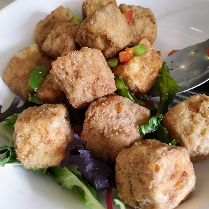 photo of Loving Hut Melbourne - Pure Vegan Restaurant Salt n Pepper Tofu shared by @giraffe2020 on  09 Aug 2023 - review