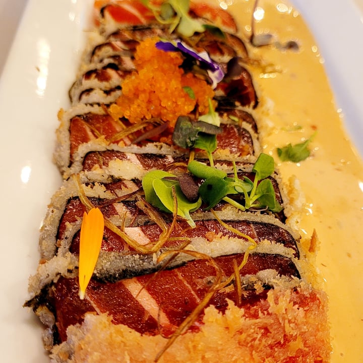 photo of Ohana Sushi Vegan Royal Tuna shared by @emyar on  23 Mar 2023 - review