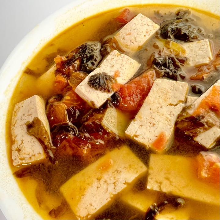 photo of Uncle Tsang's Kitchen Tomato Seaweed Tofu Soup shared by @pdxveg on  08 Mar 2023 - review