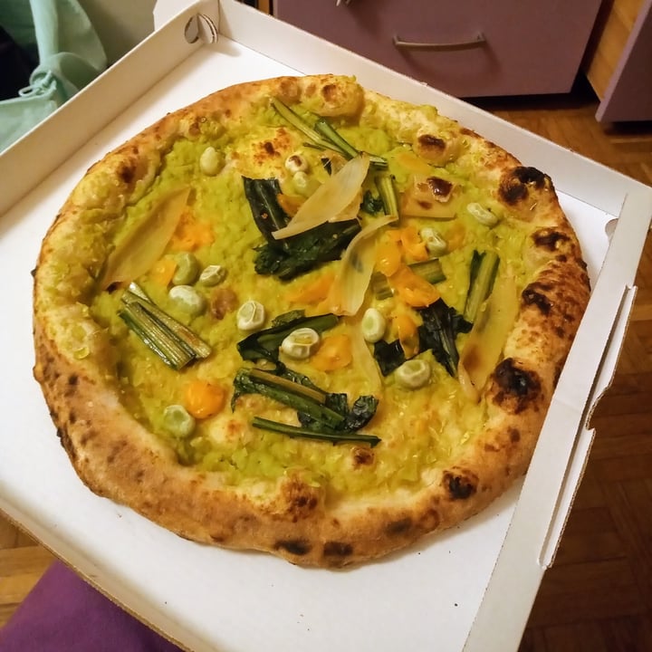 photo of MARGHE - Via Plinio Pizza Vegana shared by @emmapecci on  29 Apr 2023 - review