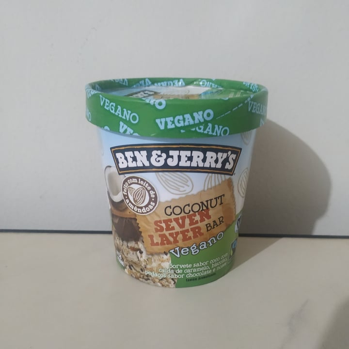 photo of Ben & Jerry's Coconut Seven Layer Bar shared by @giselma on  28 Dec 2022 - review