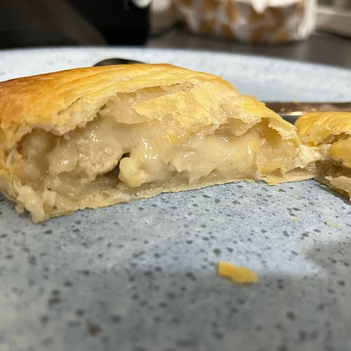 photo of Vemondo 2 No Chicken Bakes shared by @ameriamber on  28 Jan 2023 - review