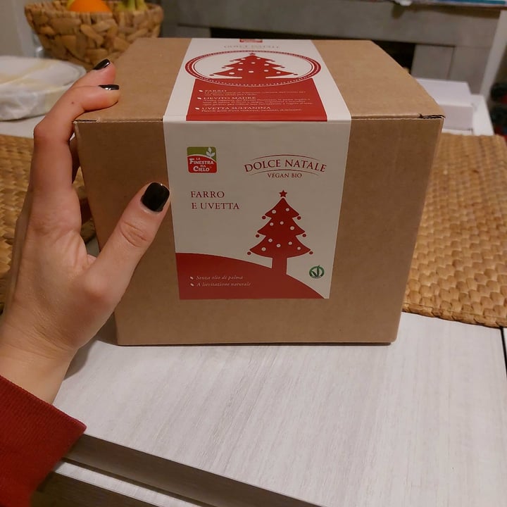 photo of La Finestra Sul Cielo Dolce Natale di Farro con uvetta (Vegan Bio) shared by @wandavetveg on  05 Jan 2023 - review