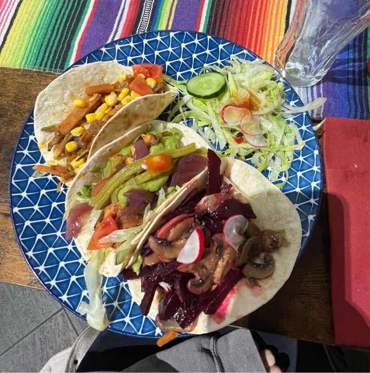photo of Para Todos TN Tris di tacos vegani shared by @allegranosaraceno on  12 Mar 2023 - review