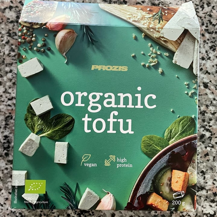 photo of Prozis organic tofu shared by @fedyfedy on  01 Feb 2023 - review