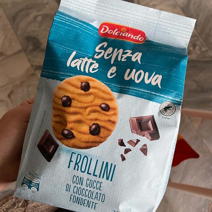photo of Dolciando Frollìni con gocce di cioccolato fondente  shared by @chezblanchette on  14 Apr 2023 - review