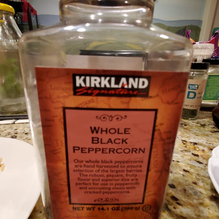 photo of Kirkland Signature Whole Black Peppercorn shared by @raynadisco on  24 Dec 2022 - review