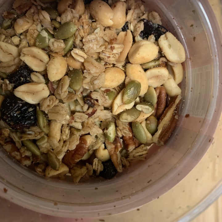 photo of Tabitha Brown Vegan Cherry & Granola Trail Mix shared by @maddy-6 on  29 Jan 2023 - review