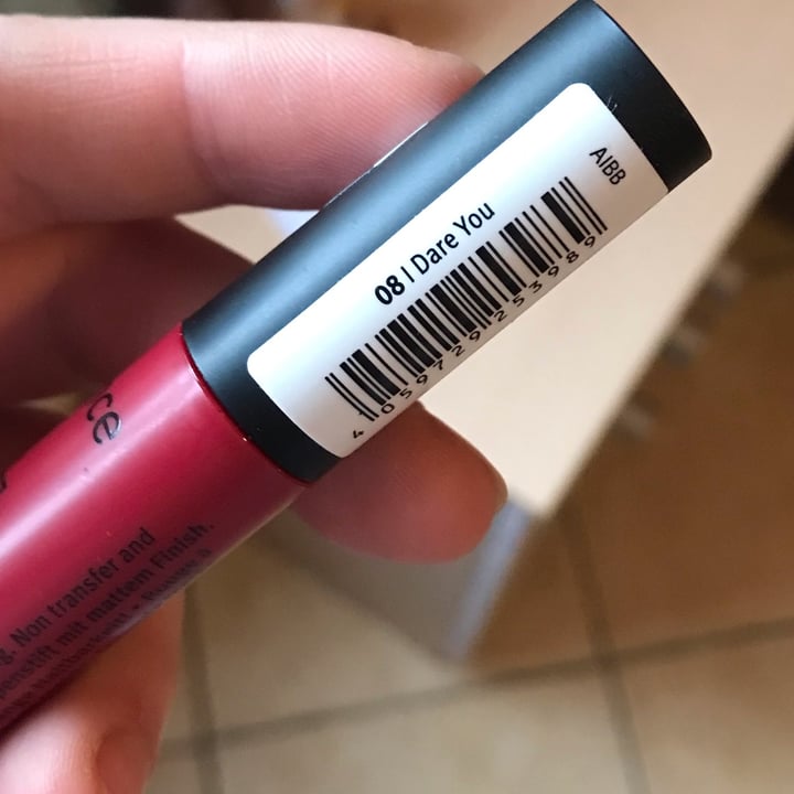 photo of Essence  Liquid lipstick stay 8h matte shared by @annapaolaserio on  02 Jan 2023 - review