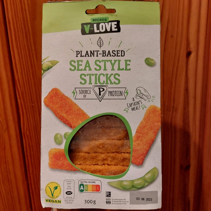 photo of Migros V-Love Sea Style Sticks shared by @cloudyaquilegia on  26 May 2023 - review