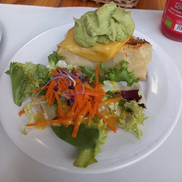 photo of Veganitessen Tortilla de patata shared by @mpazechandi on  21 Dec 2022 - review