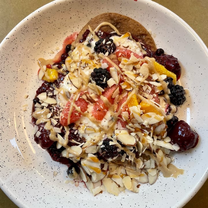 photo of Oats Day Long Blackberry Pancakes shared by @earthlinged on  22 Feb 2023 - review