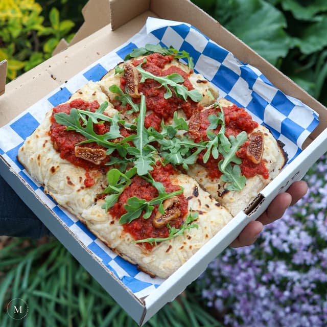 Photo of the dish “Rock City Pan- Arugula and Fig”