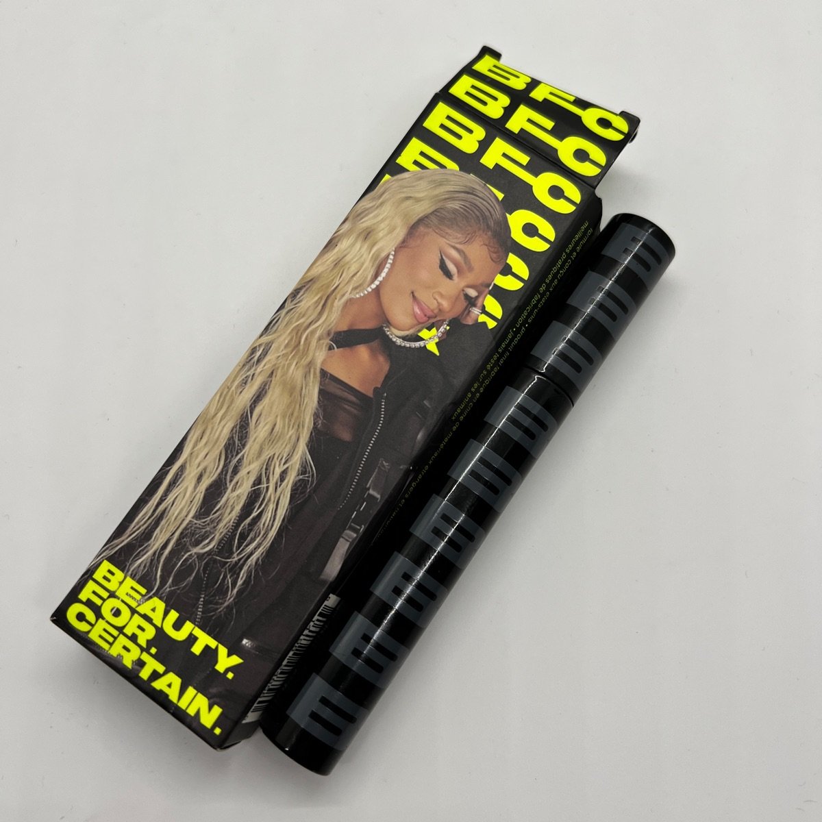 Beauty for certain Whole Lotta Mascara Review | abillion