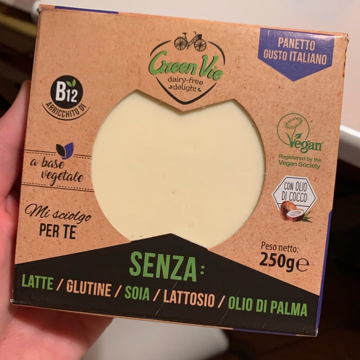 photo of GreenVie Foods Green Vie Mozzarella Vegan Cheese shared by @silviazephyr on  03 Jan 2023 - review