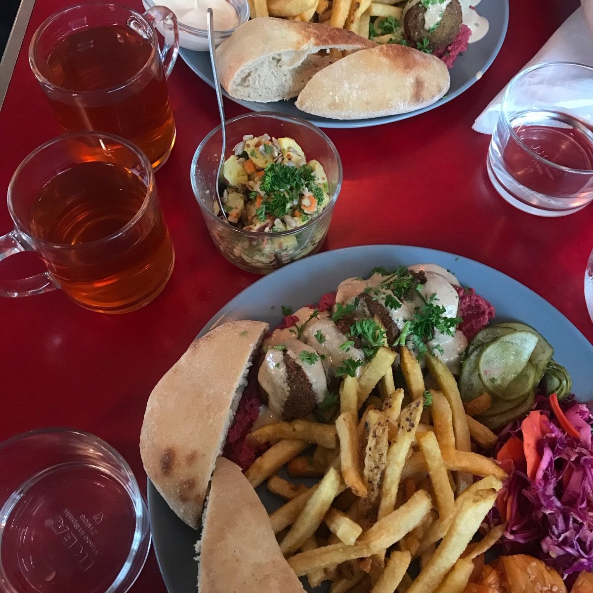 Falafel frites at Cantine Le Myrha (Bio-Vegan) - Review by @veganitas ...
