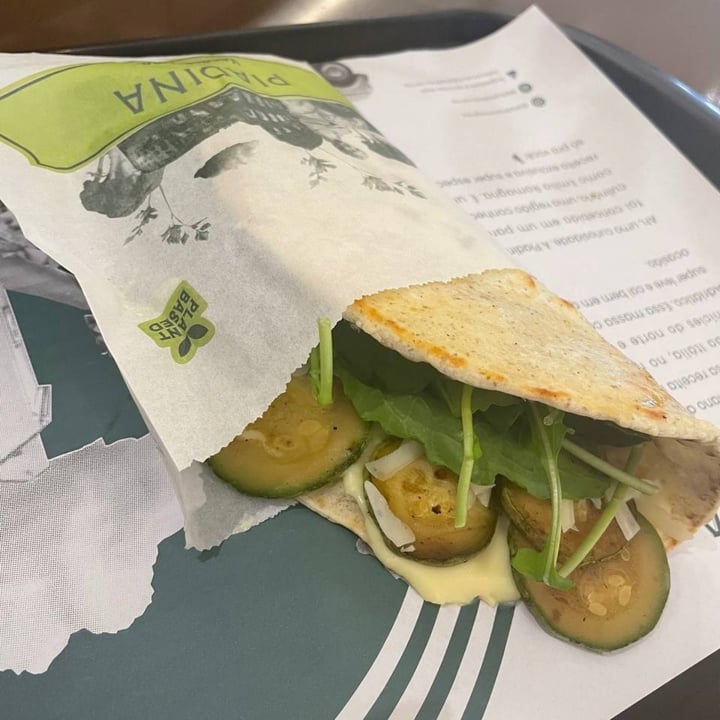 photo of Piadina Romagnola - Shopping Eldorado Abobrinha grelhada com queijo vegano shared by @dariogobetti on  13 Jun 2023 - review