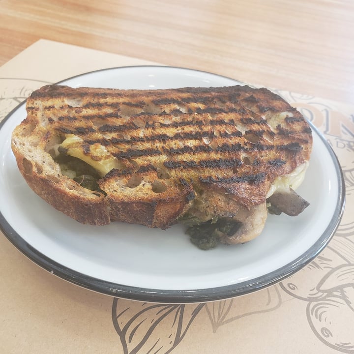 photo of Edison Café Sandwich Vegano shared by @yukiita on  16 Mar 2023 - review