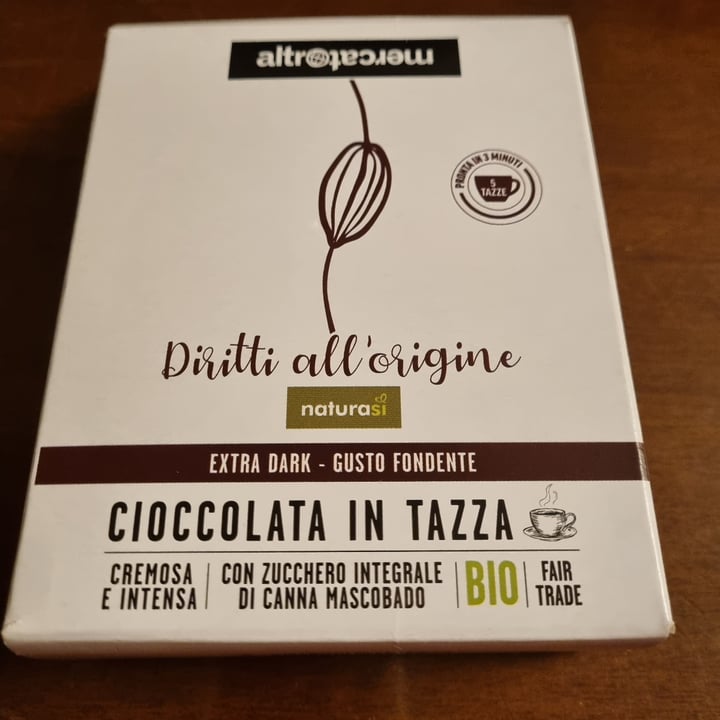 photo of Altro mercato Cioccolata in tazza fondente shared by @morgania on  13 Jan 2023 - review