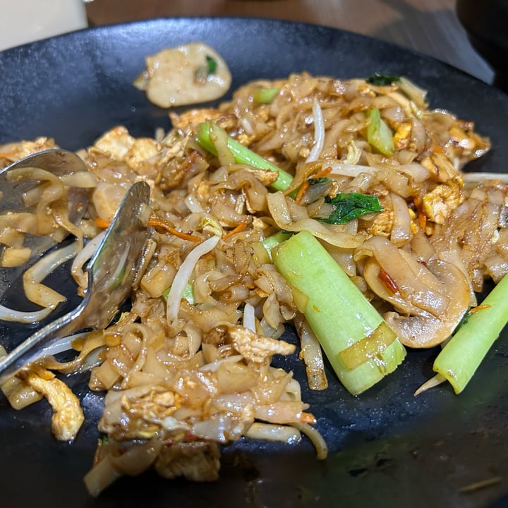 photo of Leaf Corner Penang Char Kway Teow shared by @hengguanhou on  21 May 2023 - review