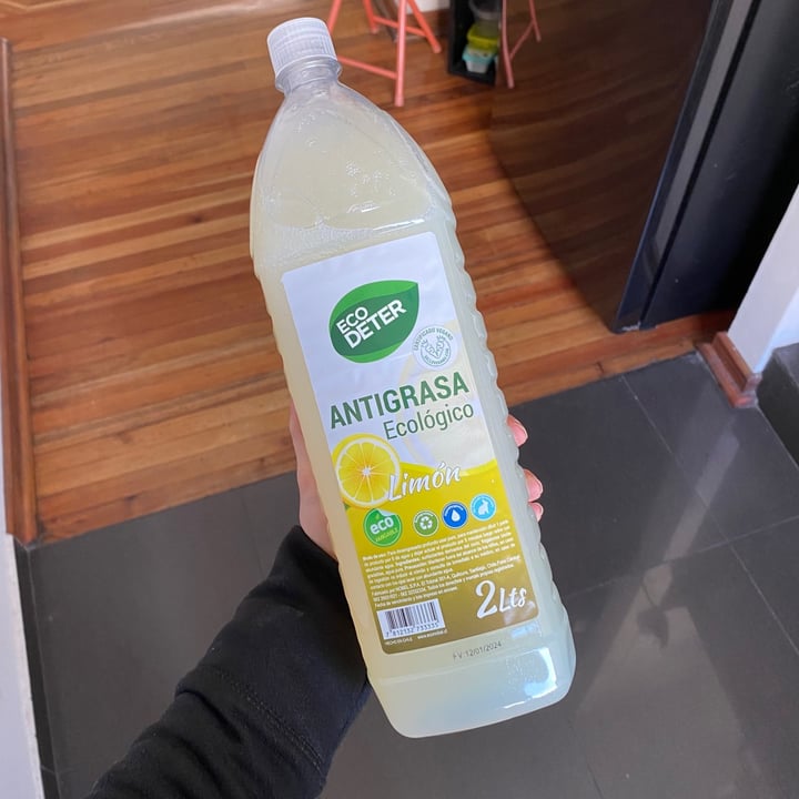 photo of Nobel Antigrasa ecológico Limón 2Lts EcoDeter shared by @vegetarianoshoy on  01 Aug 2023 - review