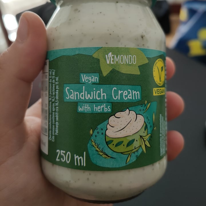 photo of Vemondo Sandwich Cream With Herbs shared by @andydesa on  06 Aug 2023 - review