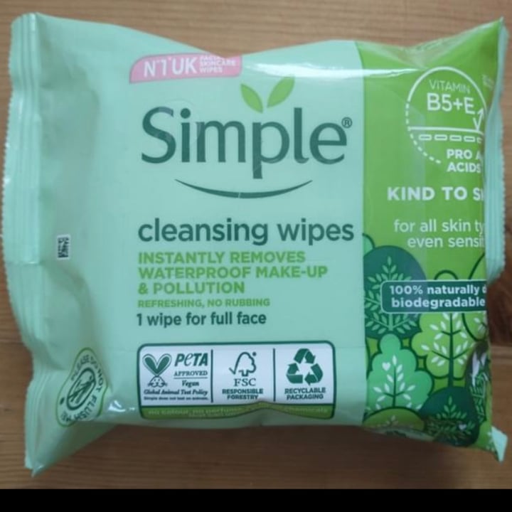 photo of Simple Cleansing Wipes shared by @valedv on  11 May 2023 - review