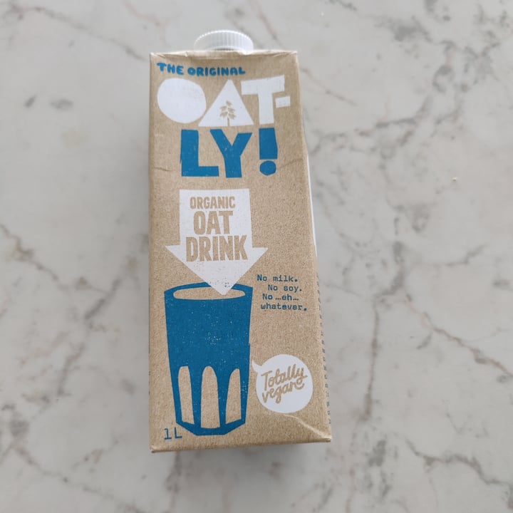 photo of Oatly Organic Oat Drink shared by @lukasser on  23 Mar 2023 - review