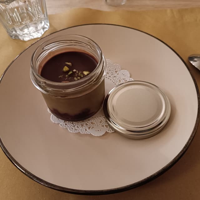 Photo of the dish “Dolce More Di Gelso Pistacchio E Cioccolato”