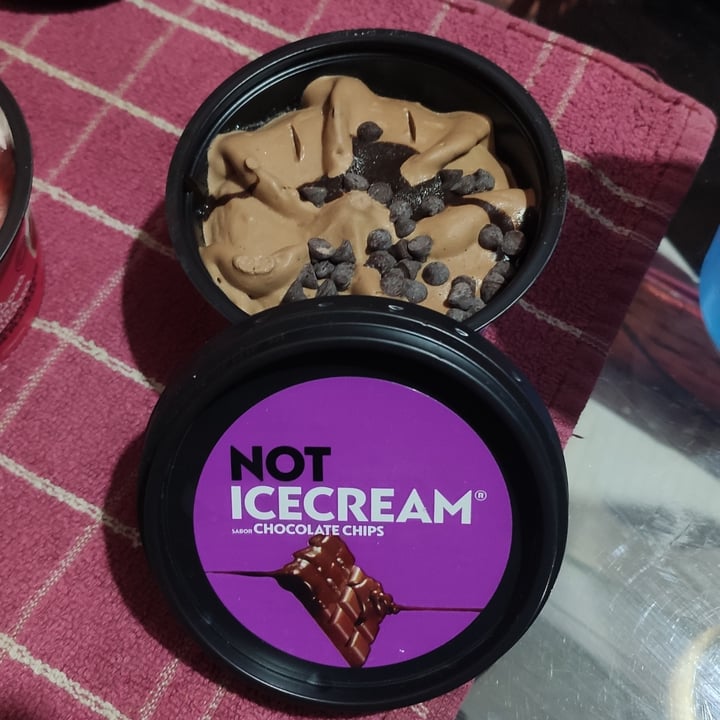 photo of NotCo Not Ice Cream sabor Chocolate Chips shared by @martinpaezi on  19 Jul 2023 - review