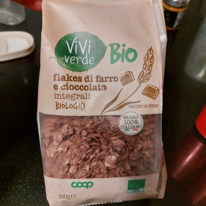 photo of Vivi Verde Coop Flakes di farro e cioccolato shared by @gemmaviva on  05 Jan 2023 - review